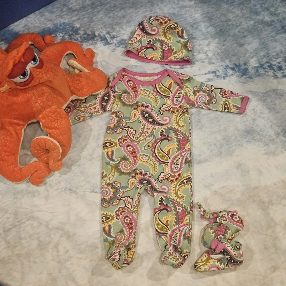 Vera Bradley‎ Baby Tutti Fruity Baby Bundle Size 0-3 Months